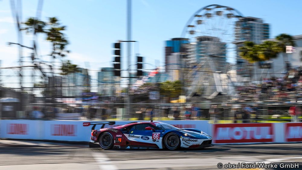 21 Imsa Serien Chip Ganassi Pics