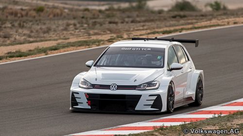 VW Golf GTI TCR