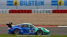 FALKEN Porsche 911 GT3 R